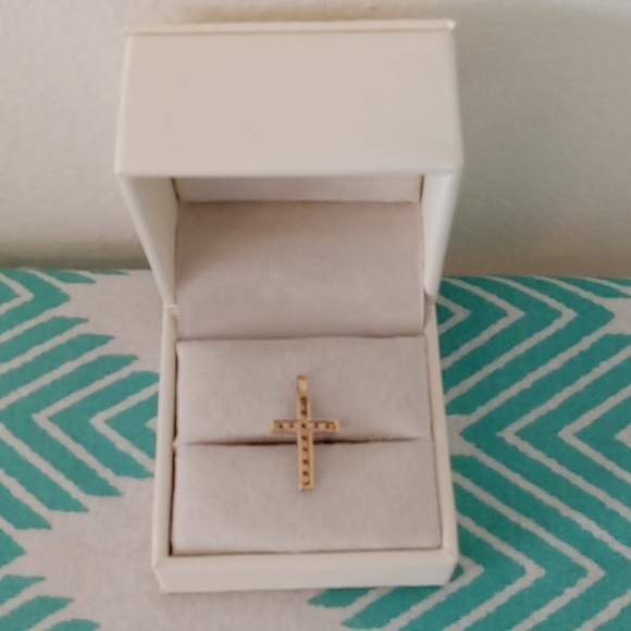 Cross Pendant 14kt New - Picture 2 of 4